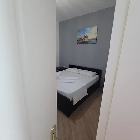 Te Geri Hotel&pizzabar Apartamento Ksamil