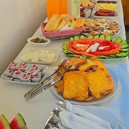 Apartament Te Geri Hotel&pizzabar *