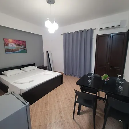 Te Geri Hotel&pizzabar Apartment